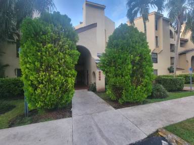 Main picture of 9140 SW 123rd Ct