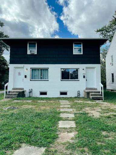 Main picture of 453 S Napoleon Ave