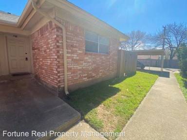 Main picture of 760 E Pecan St