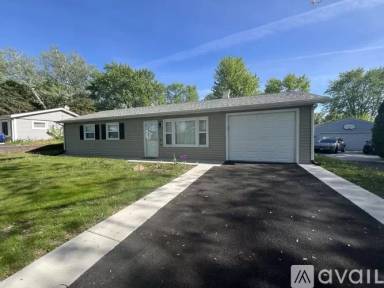 Main picture of 451 Woodlyn Dr