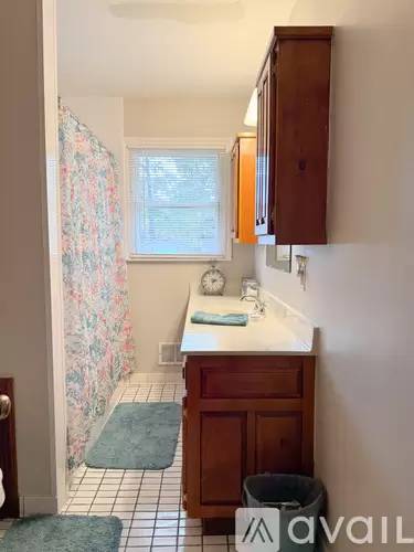 Main picture of 2 Pembroke Ln