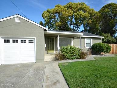 Main picture of 1472 Ash St