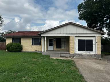 Main picture of 612 Shady Ln