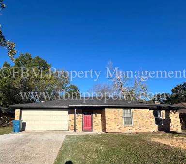 Main picture of 348 Wesley Dr