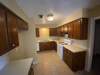 Main picture of 725 Orleans Dr