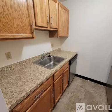 Main picture of 710 South St