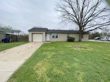 Main picture of 4525 Hunter St