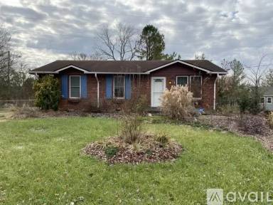 Main picture of 106 Cole Ct