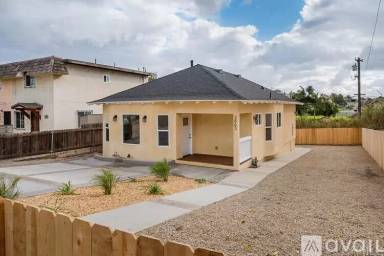 Main picture of 3863 Z St