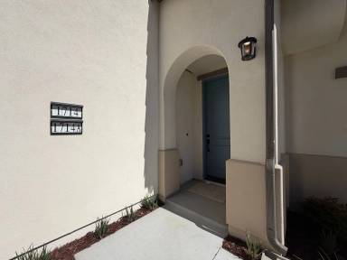 Main picture of 1714 River Vista Way