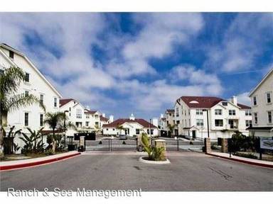Main picture of 770 Harbor Cliff Way