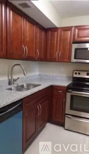 Main picture of Royal Point Condo