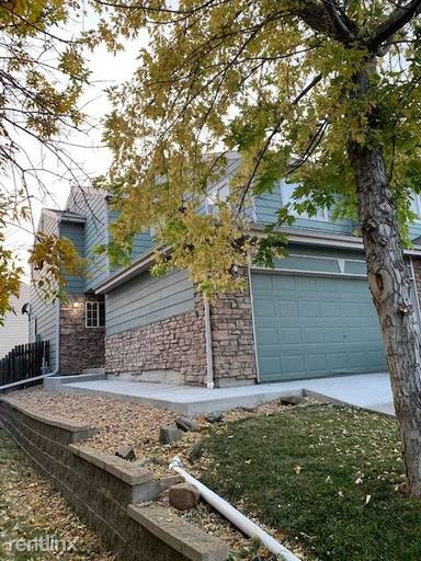 Main picture of 433 W 91st Cir