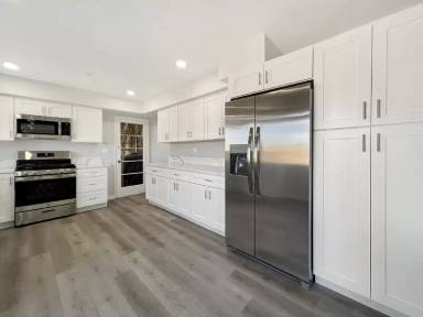 Main picture of 8039 Lemon Ave