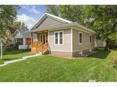 Main picture of 4335 Irving Ave N