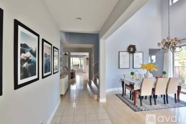 Main picture of 17620 Grand Prix Way