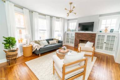 Main picture of 56 Starr St