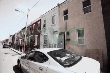 Main picture of 2443 N Douglas St