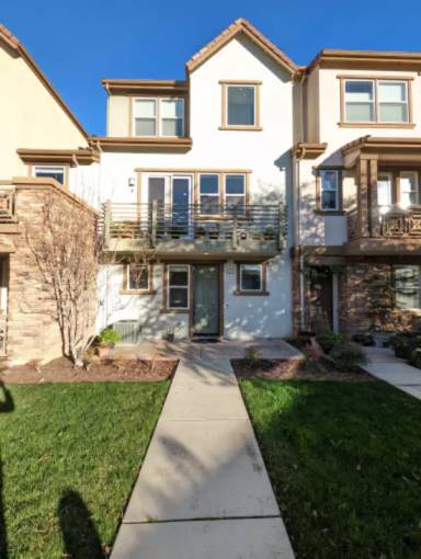 Main picture of 1275 Water Lily Way