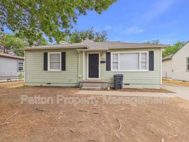 Main picture of 4308 S Jackson St