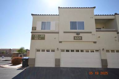 Main picture of 6321 Desert Leaf St