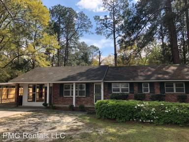 Main picture of 404 Pitt Moore Rd