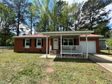 Main picture of 711 Reggie Ct