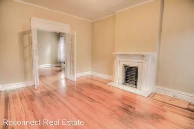 Main picture of 3968 Cleveland Ave