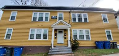 Main picture of 61 Ridge St