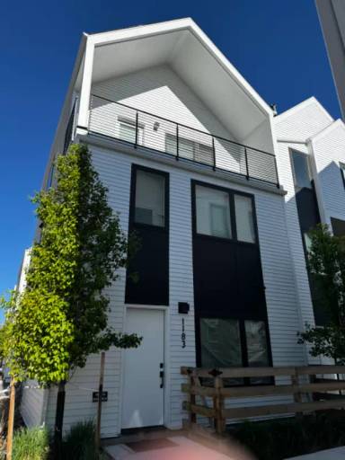 Main picture of 1183 S Reed Way
