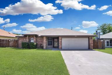 Main picture of 2606 Hidden Hill Dr
