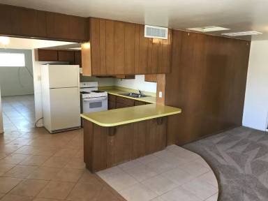 Main picture of 529 W 17th Pl