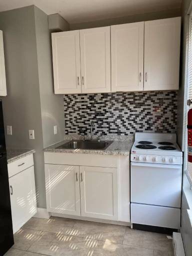 Main picture of 1 N 18th St