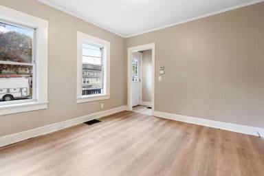 Main picture of 24 C St