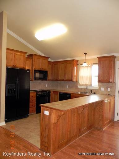 Main picture of 15155 Highway 44