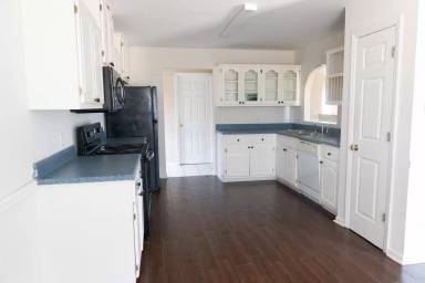 Main picture of 166 Byrd Dr