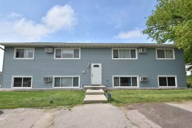 Main picture of 890 33rd Ave