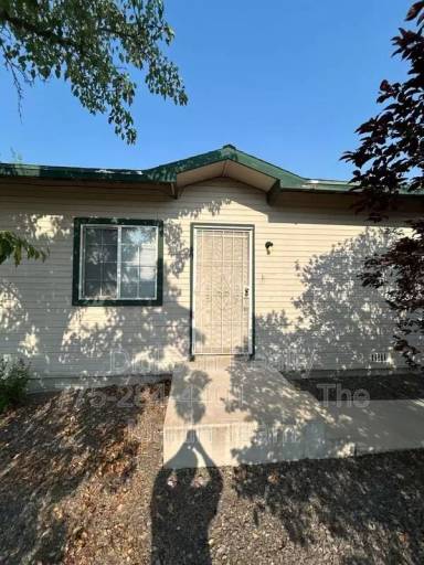 Main picture of 711 19th St