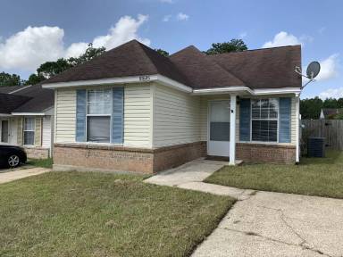 Main picture of 10645 Sharp Blvd