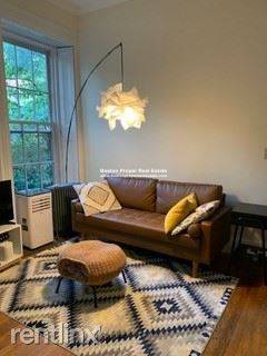 Main picture of 15 Joy St
