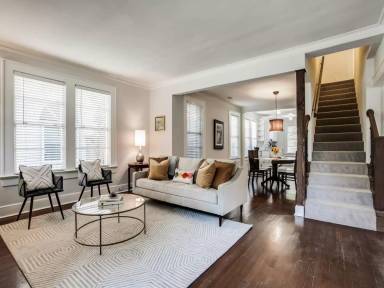 Main picture of 5807 Monticello Ave
