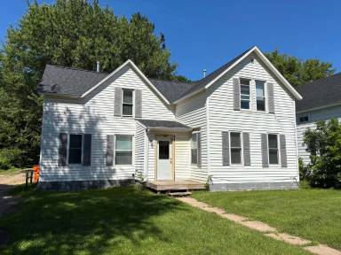 Main picture of 120 Illinois St