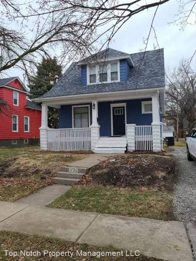 Main picture of 1734 Davie St