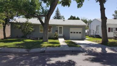 Main picture of 2119 S Jefferson St