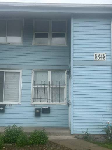Main picture of 8848 N 95 St