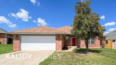 Main picture of 5105 SE 46th St