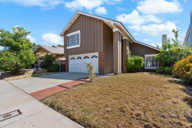 Main picture of 11484 Lev Ave
