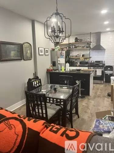 Main picture of 5004 Herman Ave