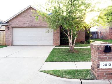 Main picture of 12013 Garden Dr