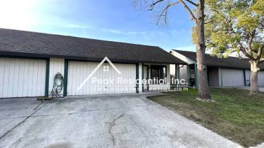 Main picture of 4546 Bomark Way